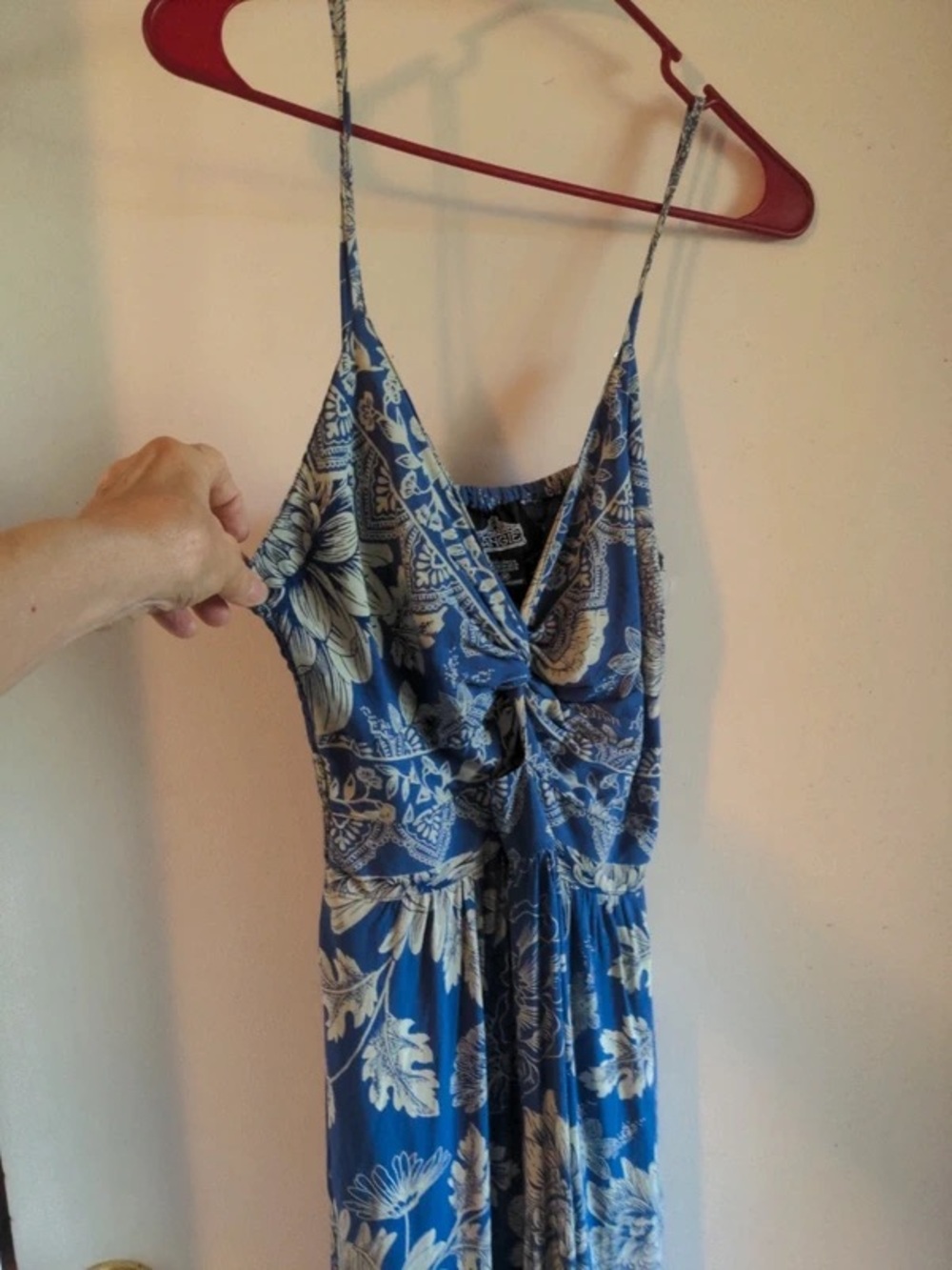 Blue Floral V-Neck Maxi Dress with Spaghetti Straps - Picture 5 of 5
